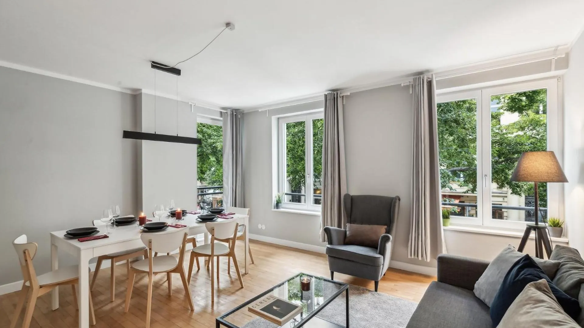 Traumhafte Wohnung Mitten In Charlottenburg Berlin Germany